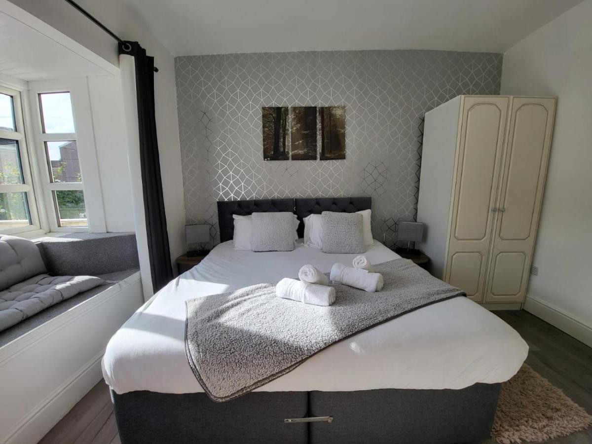 City Centre Room, Wifi, Share Facility Суонси Экстерьер фото